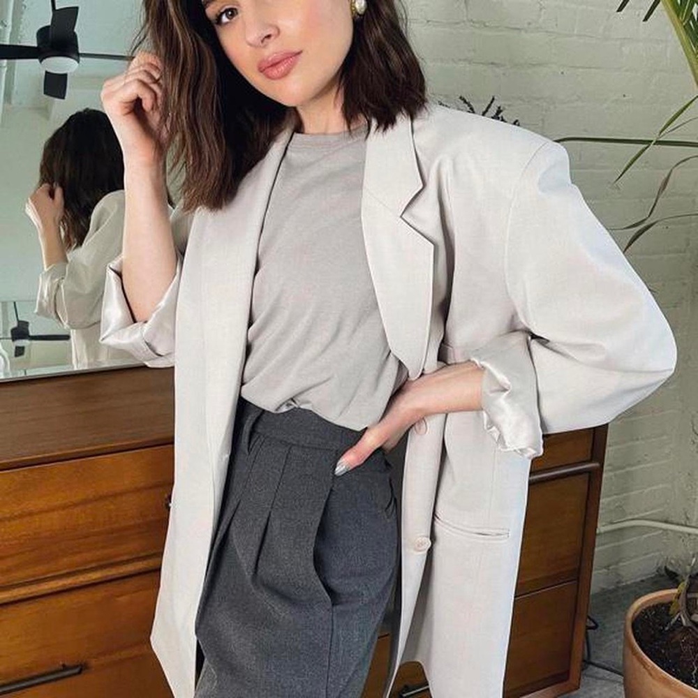 The Frankie Shop Pernille Boyfriend Twill Blazer in light grey